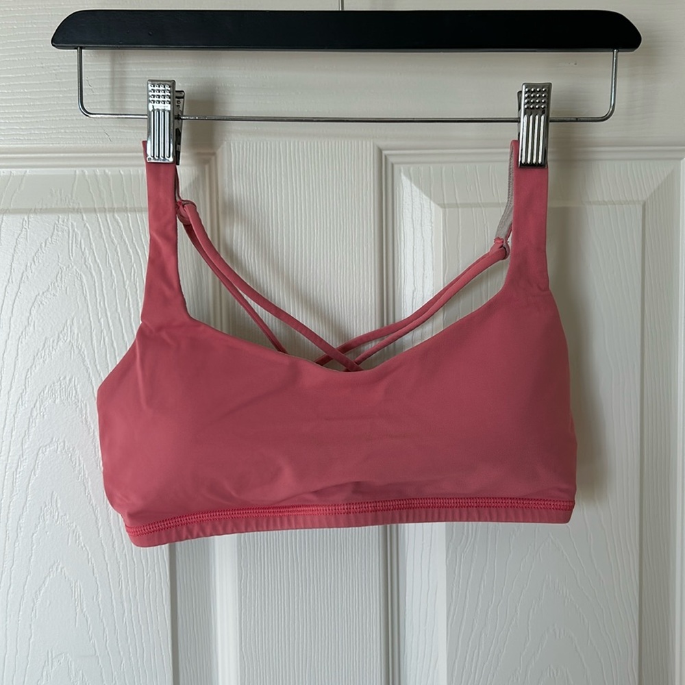 Lululemon pink sports bra